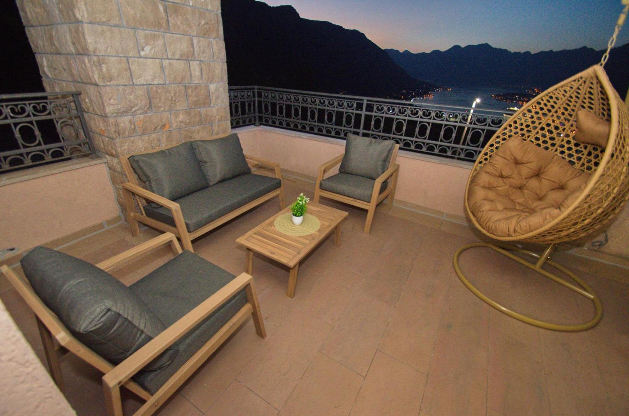 Boka Devine Residence Cattaro Esterno foto