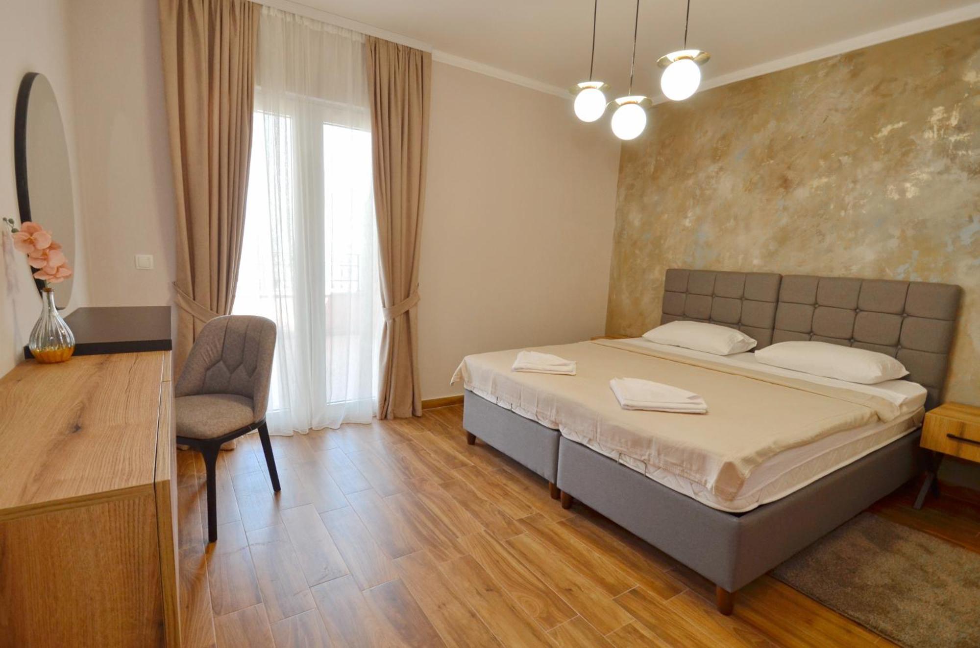 Boka Devine Residence Cattaro Esterno foto